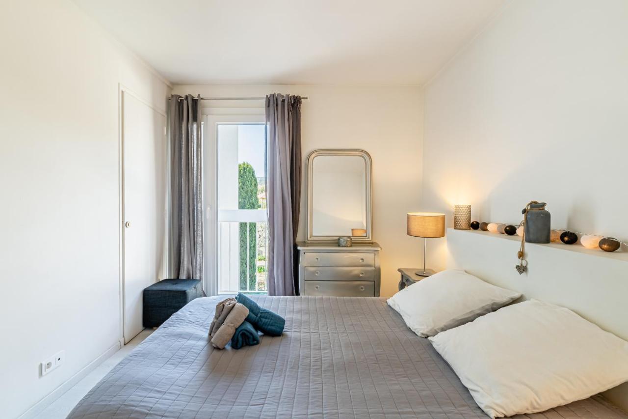 Cassis Center Apartment ภายนอก รูปภาพ